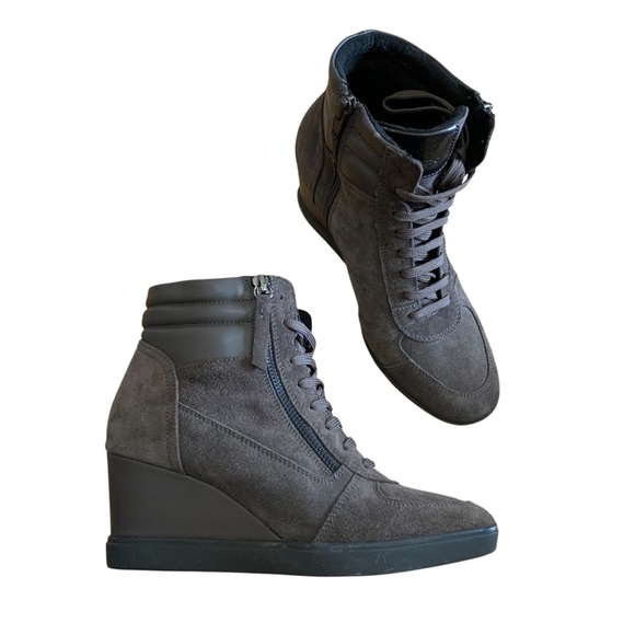 Geox Shoes - Geox - Gray Ankle Boots with Wedge Heel and Lace-Up Design - Size 8